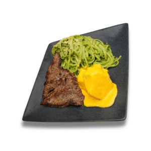 Tallarines Verde con Bistec